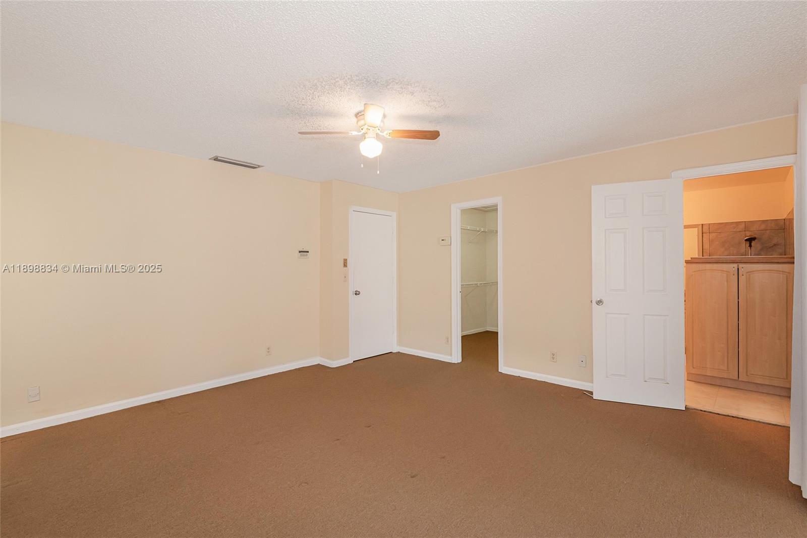 CYPRESS RUN - Residential
