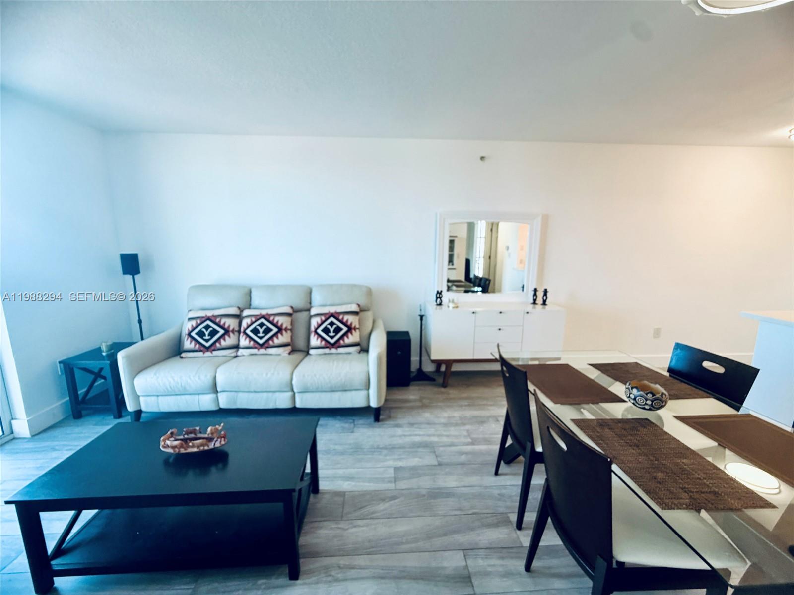 BRICKELL VISTA CONDO - Residential Lease