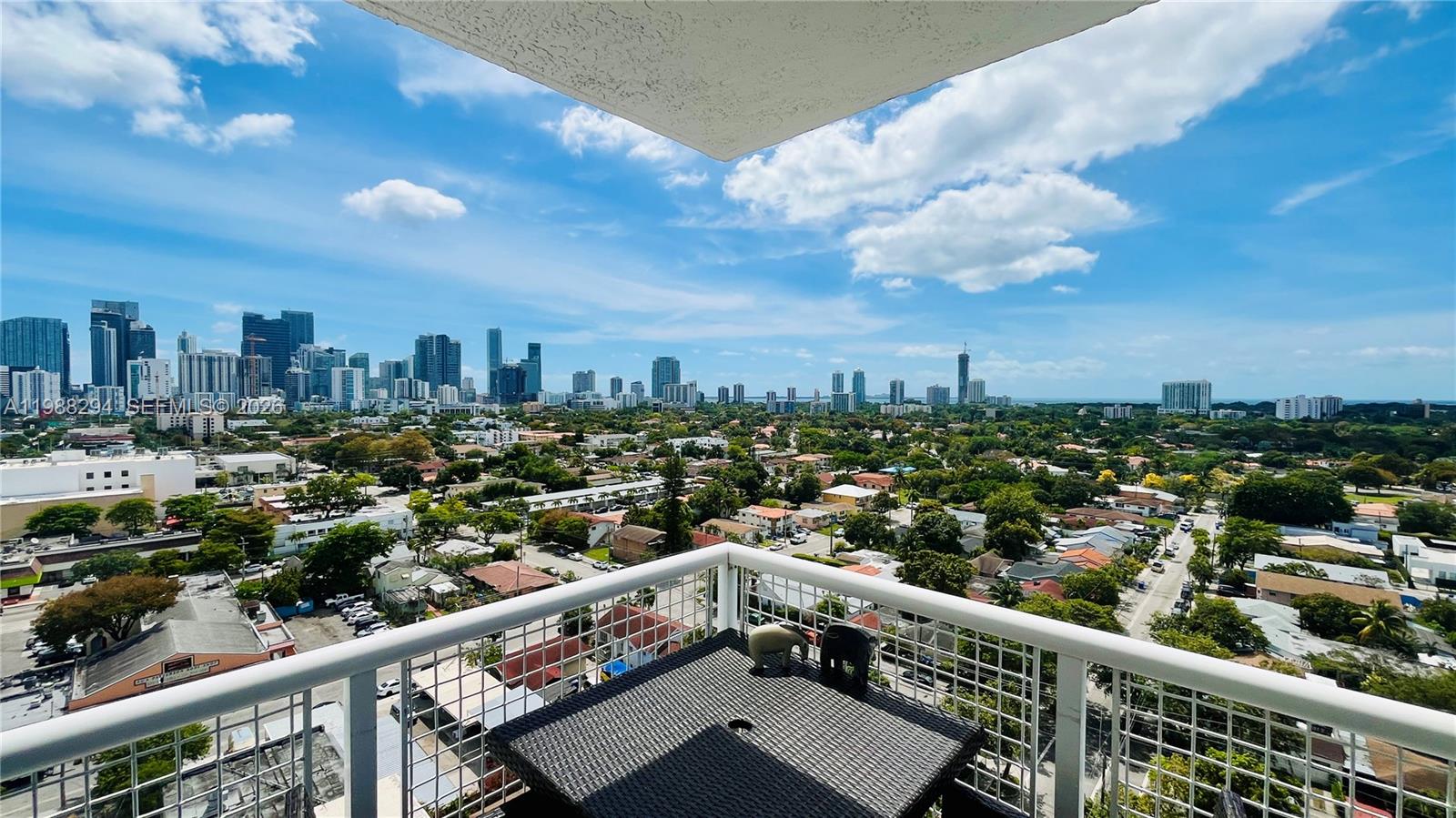 BRICKELL VISTA CONDO - Residential Lease