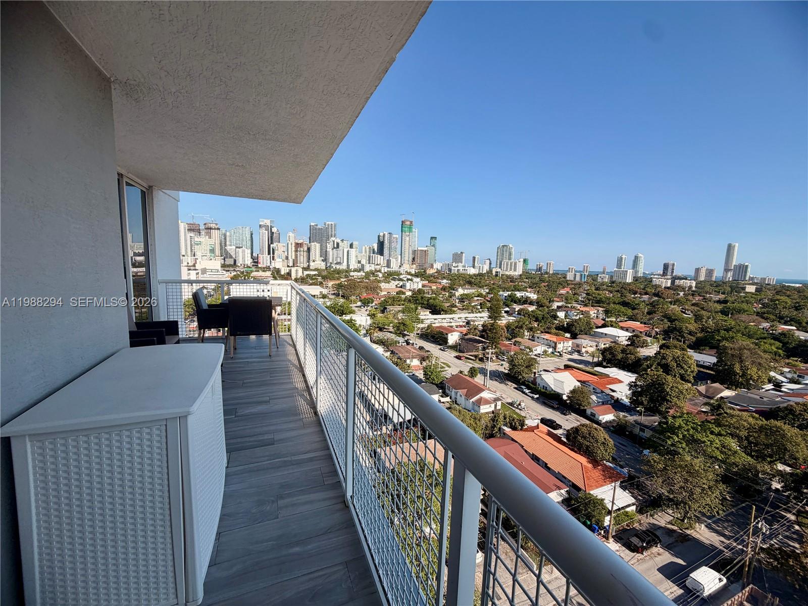 BRICKELL VISTA CONDO - Residential Lease