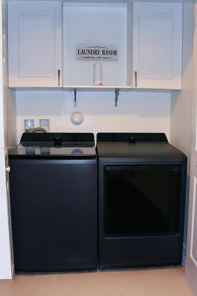 SILVER PALM EAST SEC THRE - Residential Lease