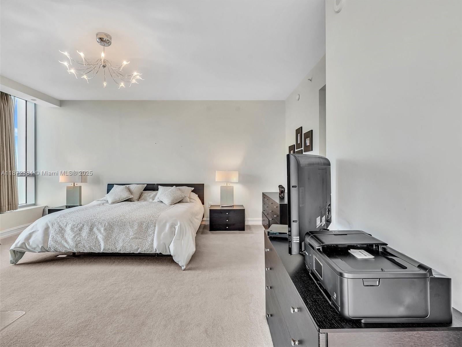 DIPLOMAT OCEANFRONT RESID - Residential
