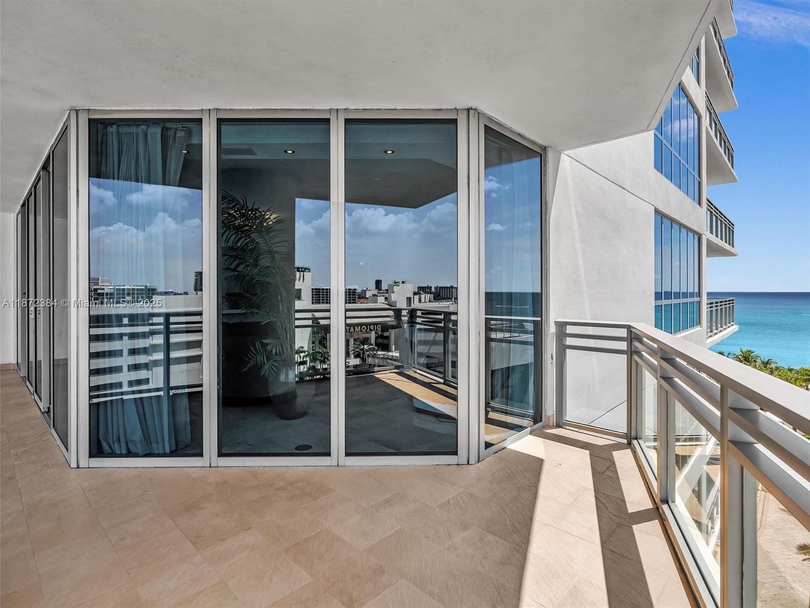 DIPLOMAT OCEANFRONT RESID - Residential