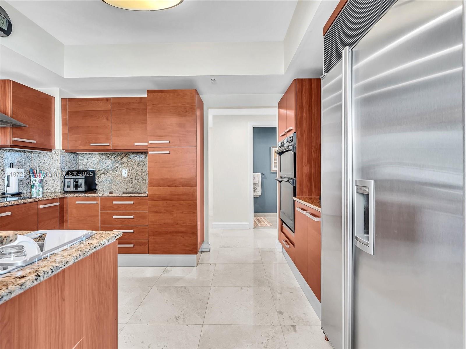 DIPLOMAT OCEANFRONT RESID - Residential