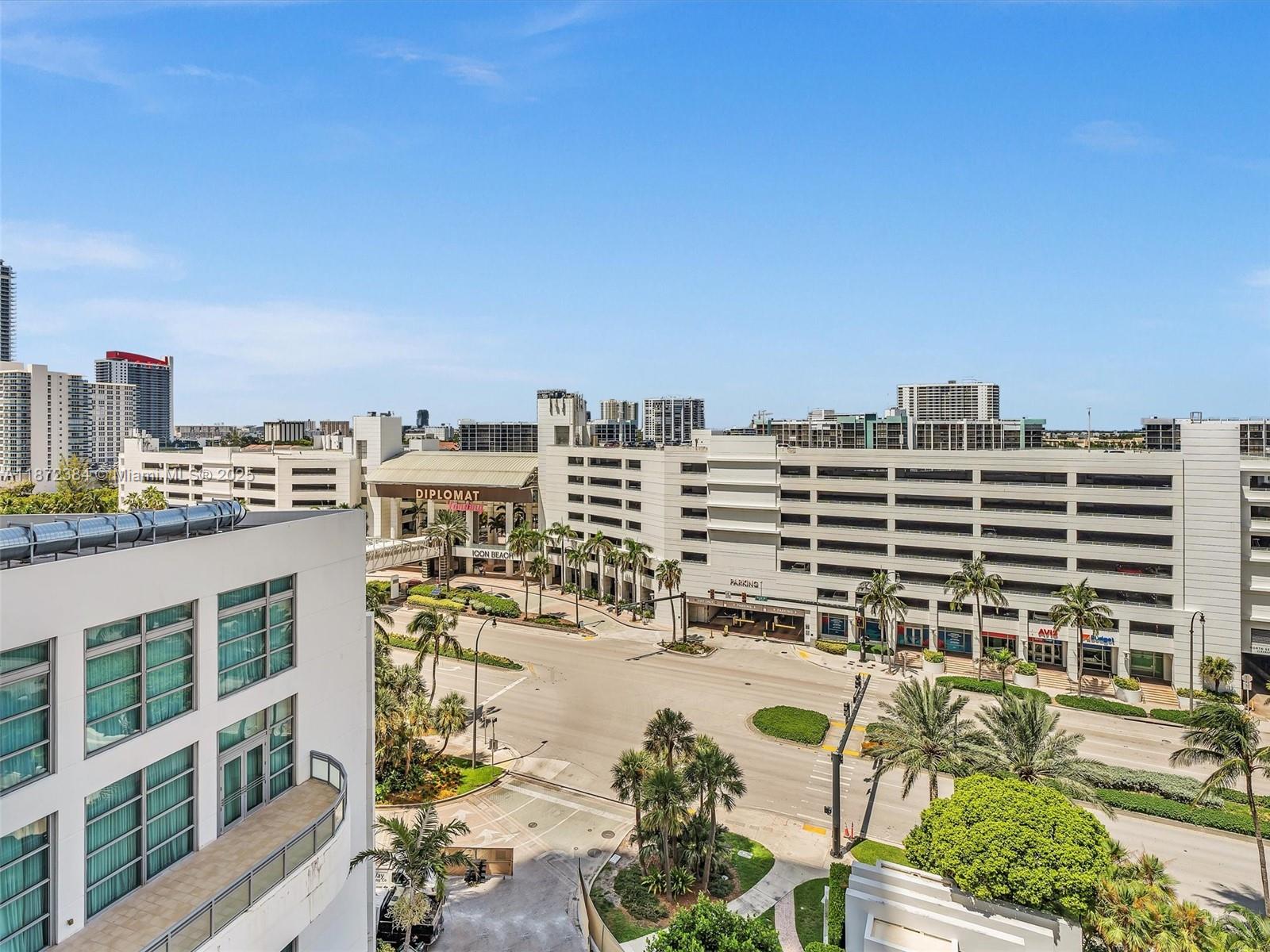DIPLOMAT OCEANFRONT RESID - Residential