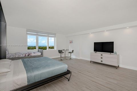 2301 Collins Ave 1531 Miami Beach FL 33139