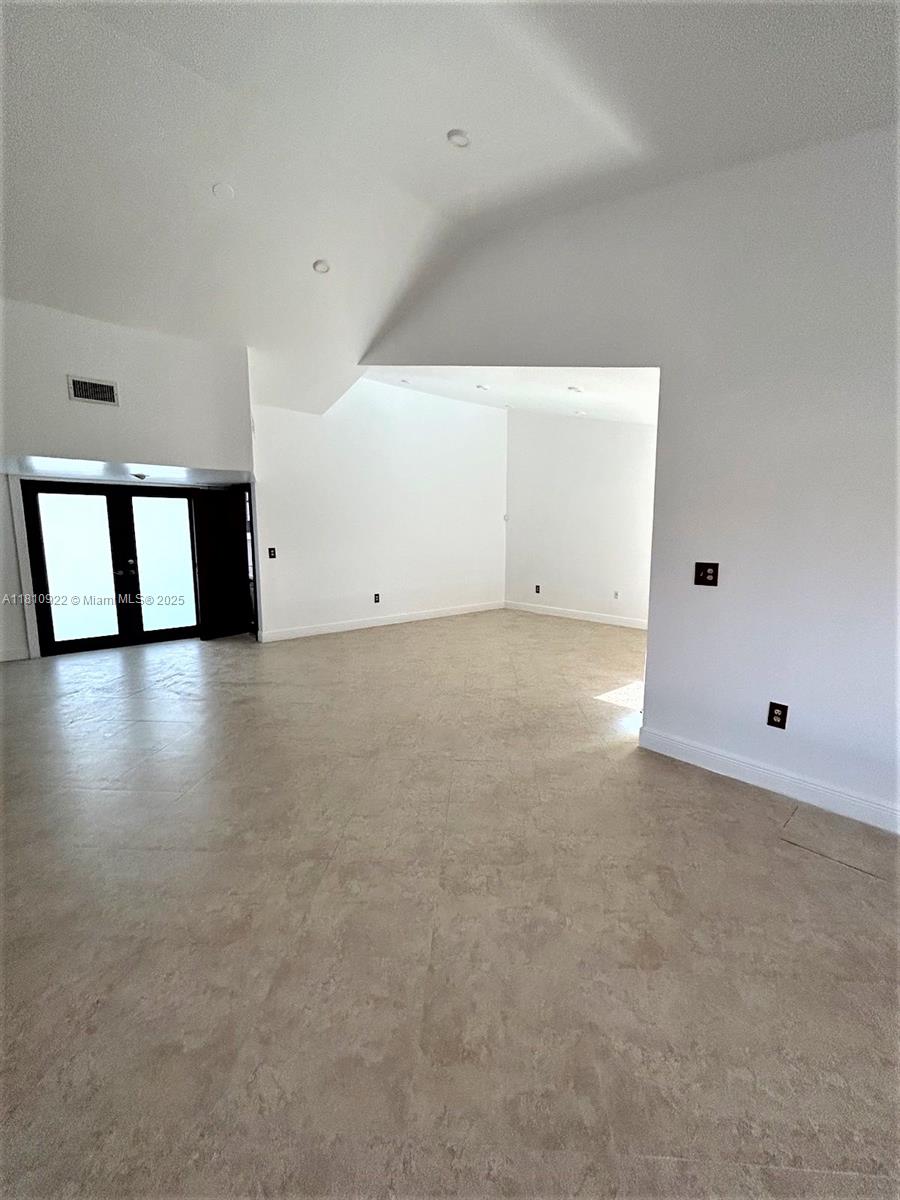 10020 SW 91st Ter
