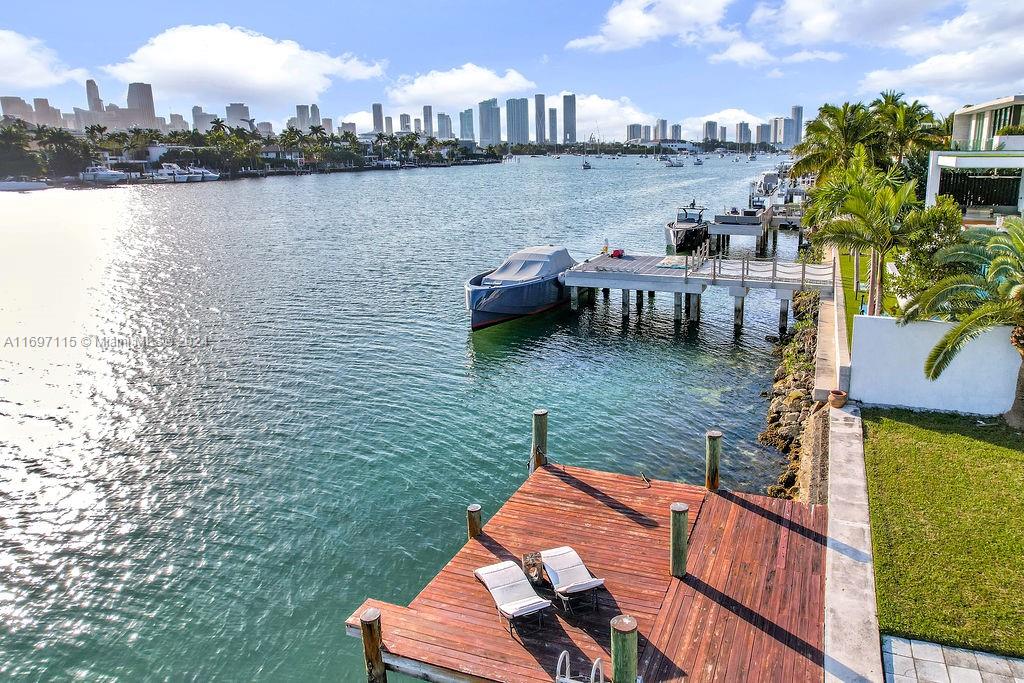 Hibiscus Island - Residential