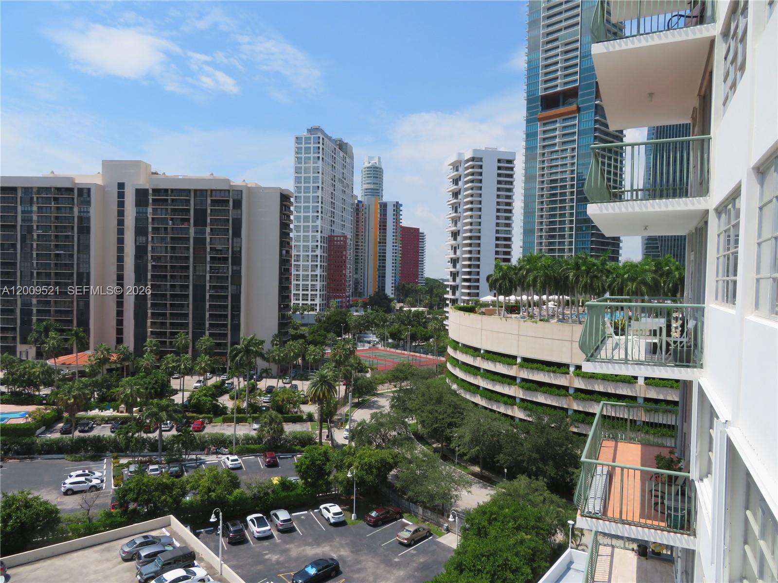 1408 Brickell Bay Dr 1002
