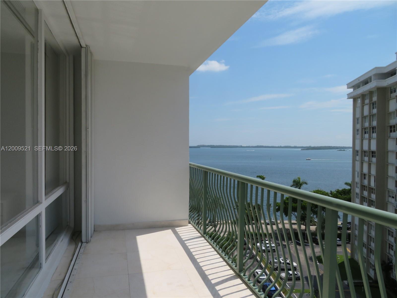 1408 Brickell Bay Dr 1002