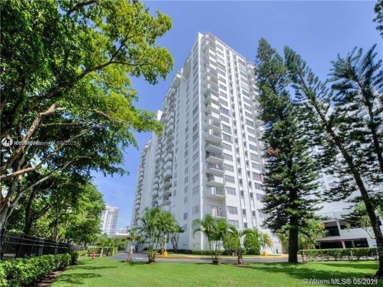 COMMODORE PLAZA CONDO - Residential Lease