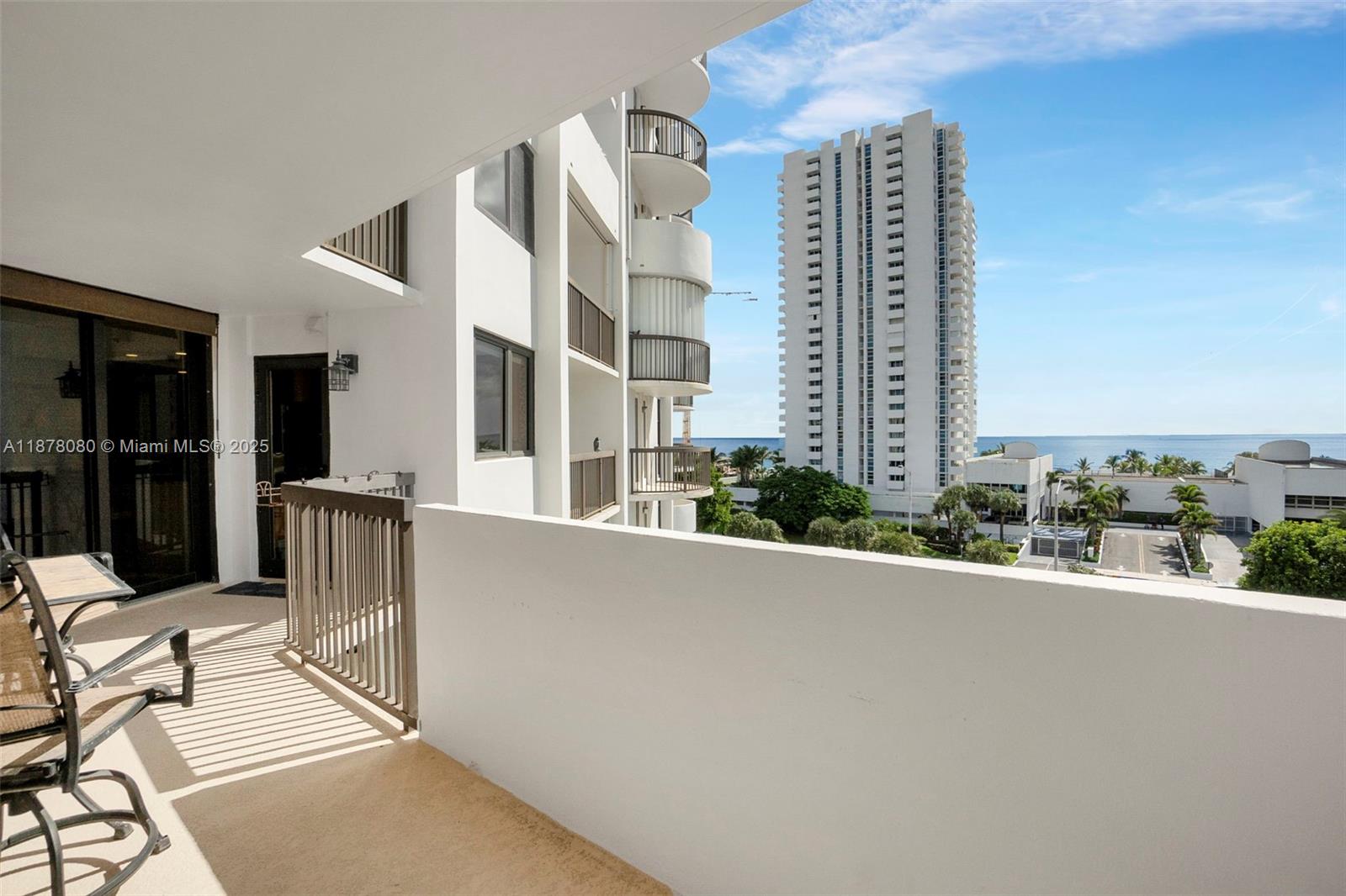 RENAISSANCE OF POMPANO BE - Residential Lease