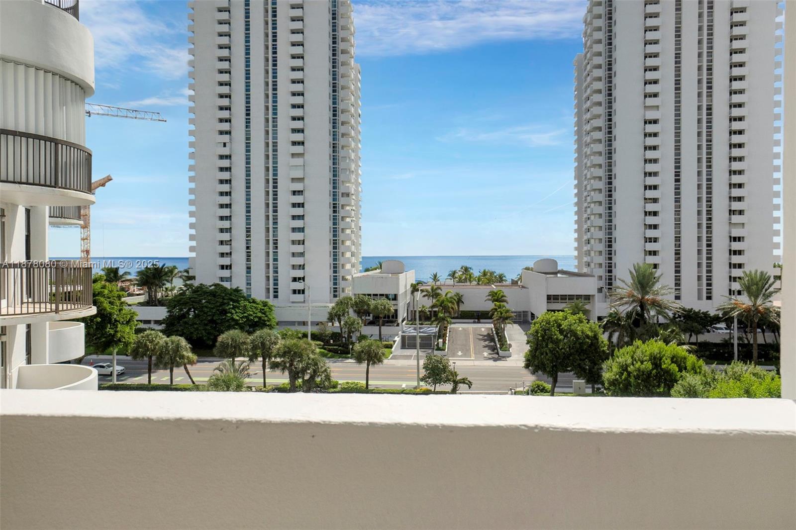 RENAISSANCE OF POMPANO BE - Residential Lease