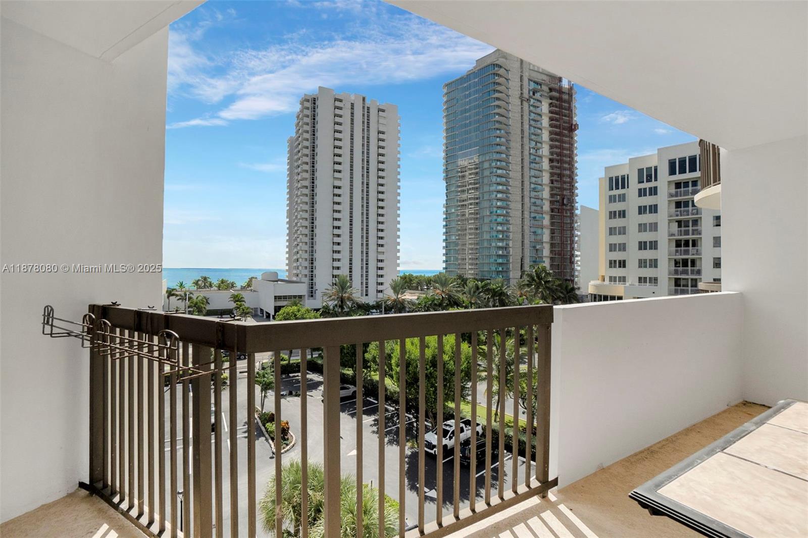 RENAISSANCE OF POMPANO BE - Residential Lease
