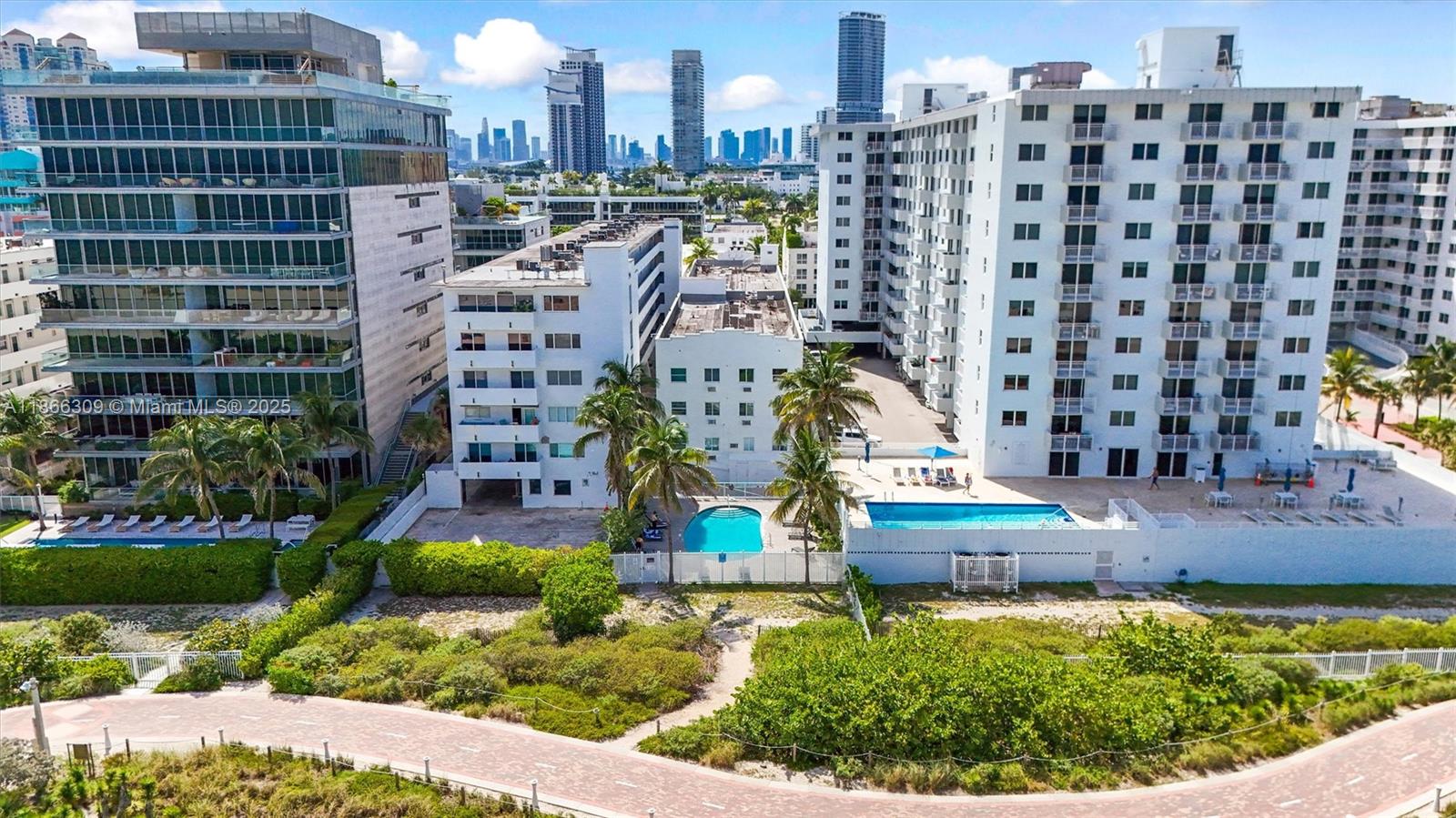 OCEAN WALK ON SOUTH BEACH - Residential