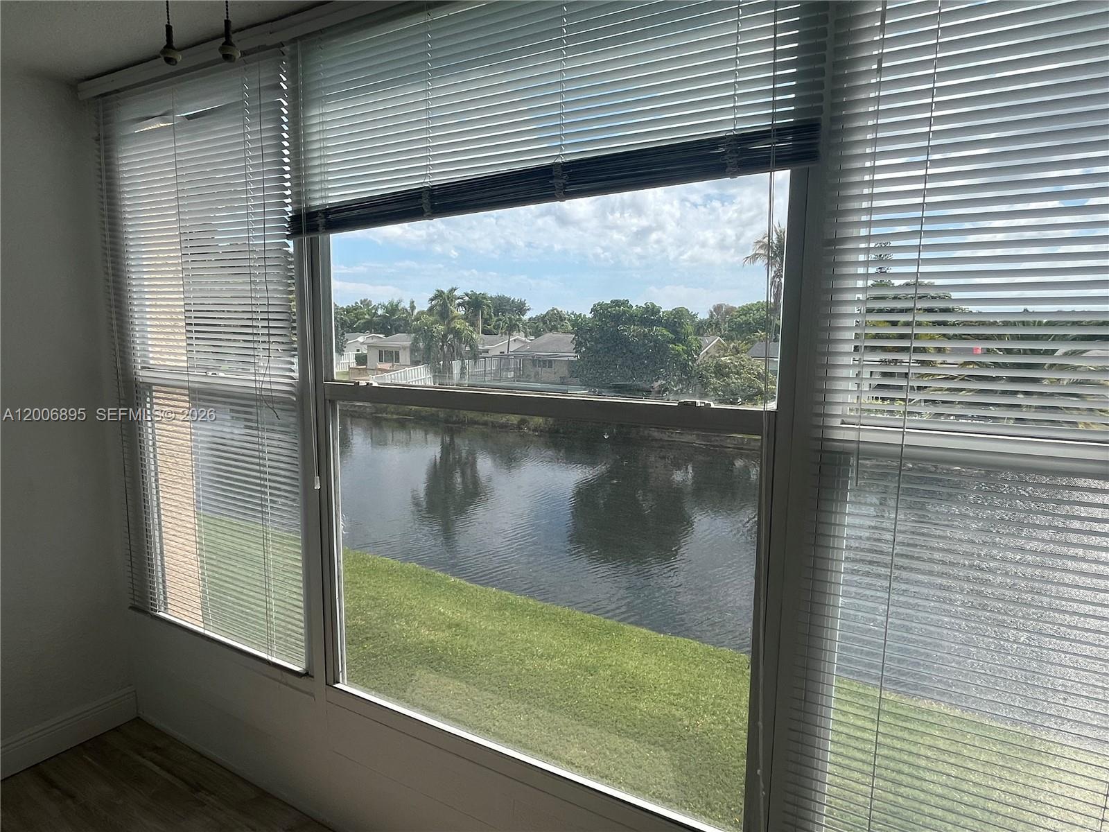 SUNRISE LAKES 61 CONDO - Residential