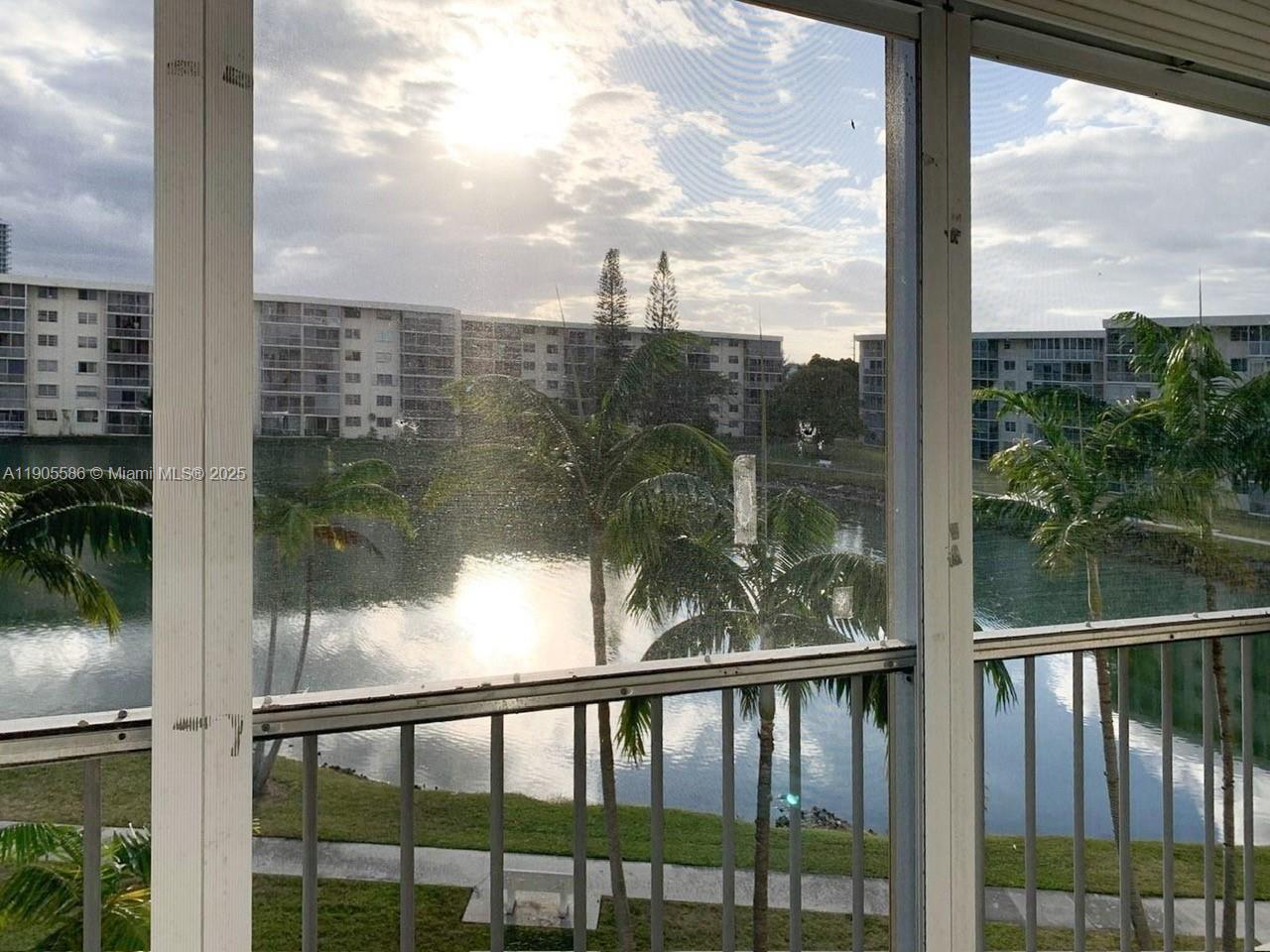 POINT EAST SEC II CONDO - Residential