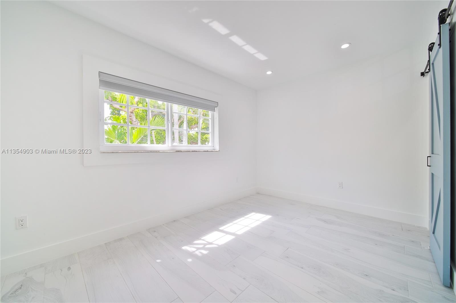 CAPRI CONDO - Residential Lease