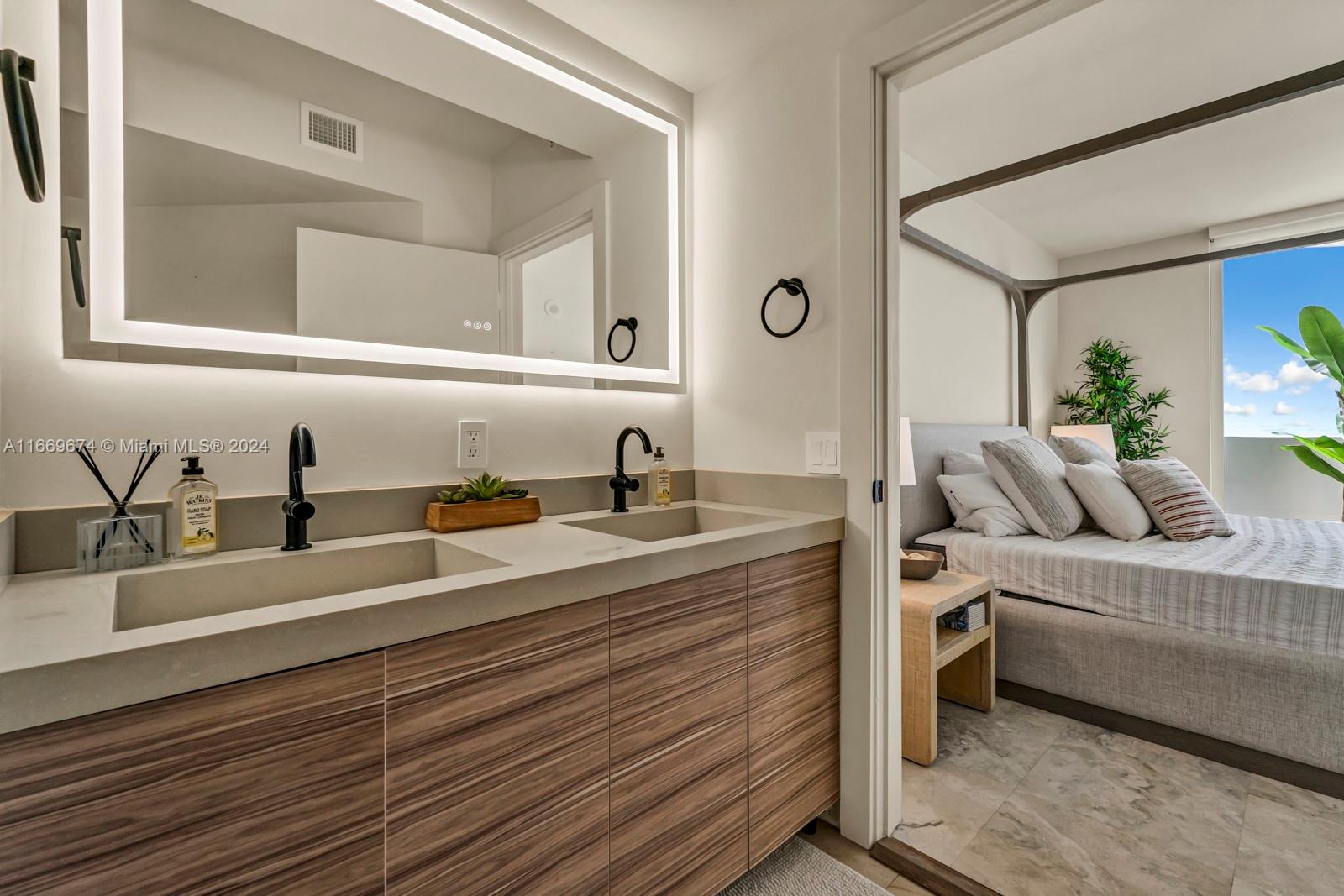 AKOYA CONDO - Residential Lease