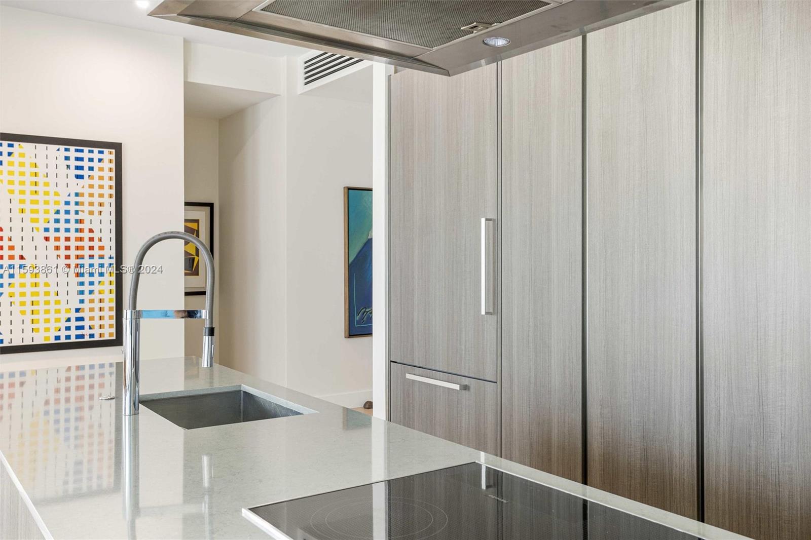 101 CONDOMINIUM - Residential