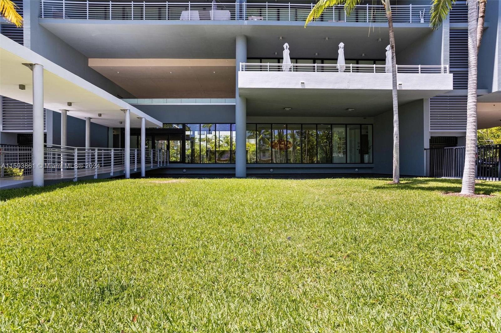 101 CONDOMINIUM - Residential