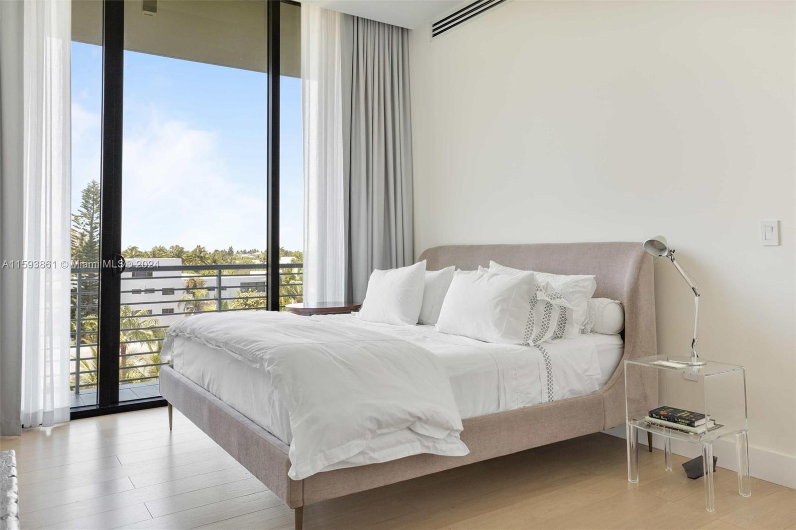 101 CONDOMINIUM - Residential