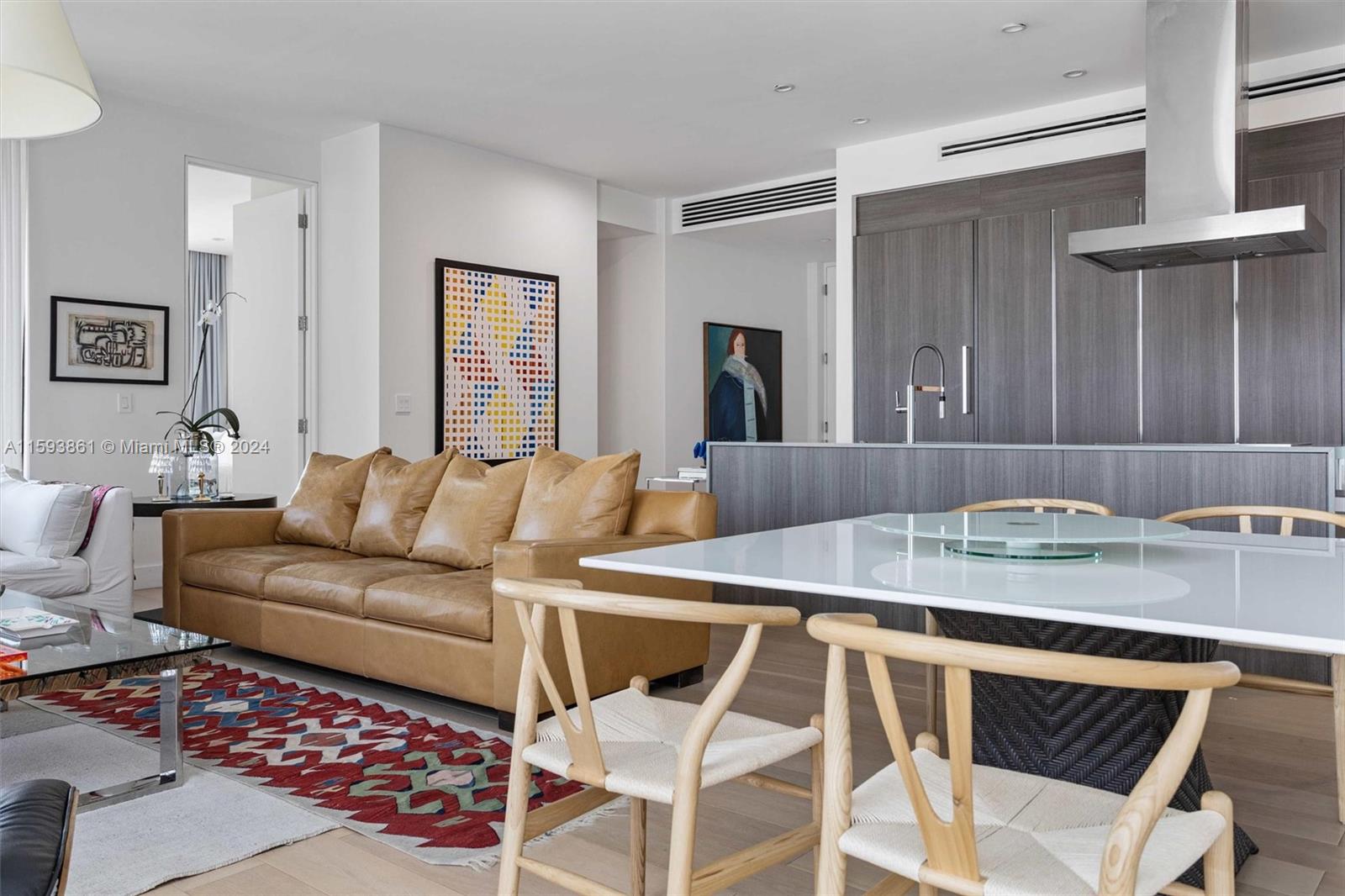 101 CONDOMINIUM - Residential