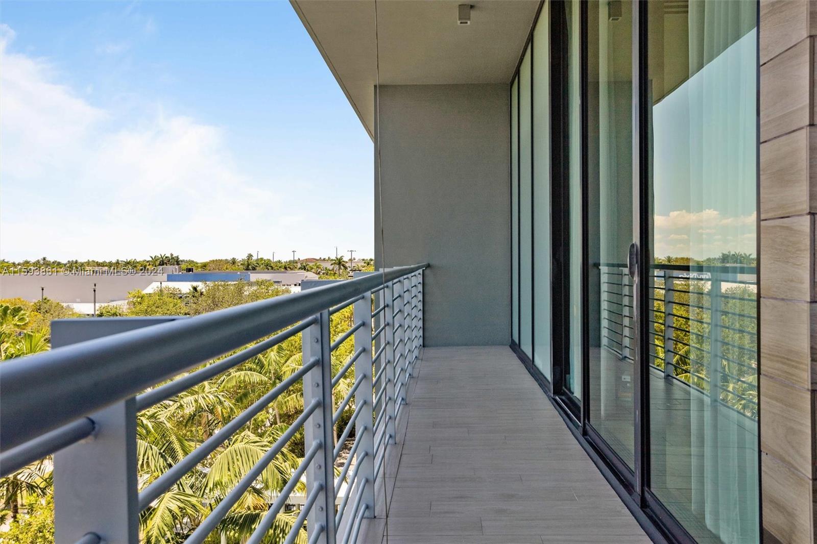 101 CONDOMINIUM - Residential