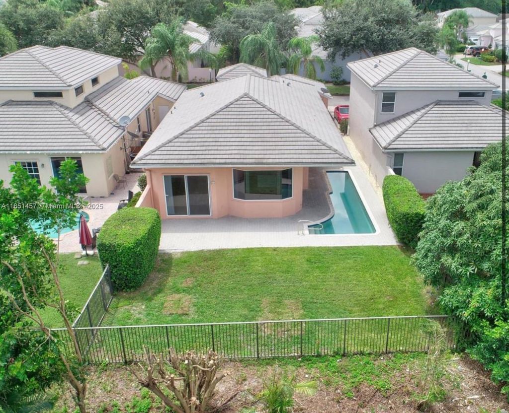 Photo of 8291 Hampton Wood Dr #8291, Boca Raton, FL 33433 (MLS # A11851457)