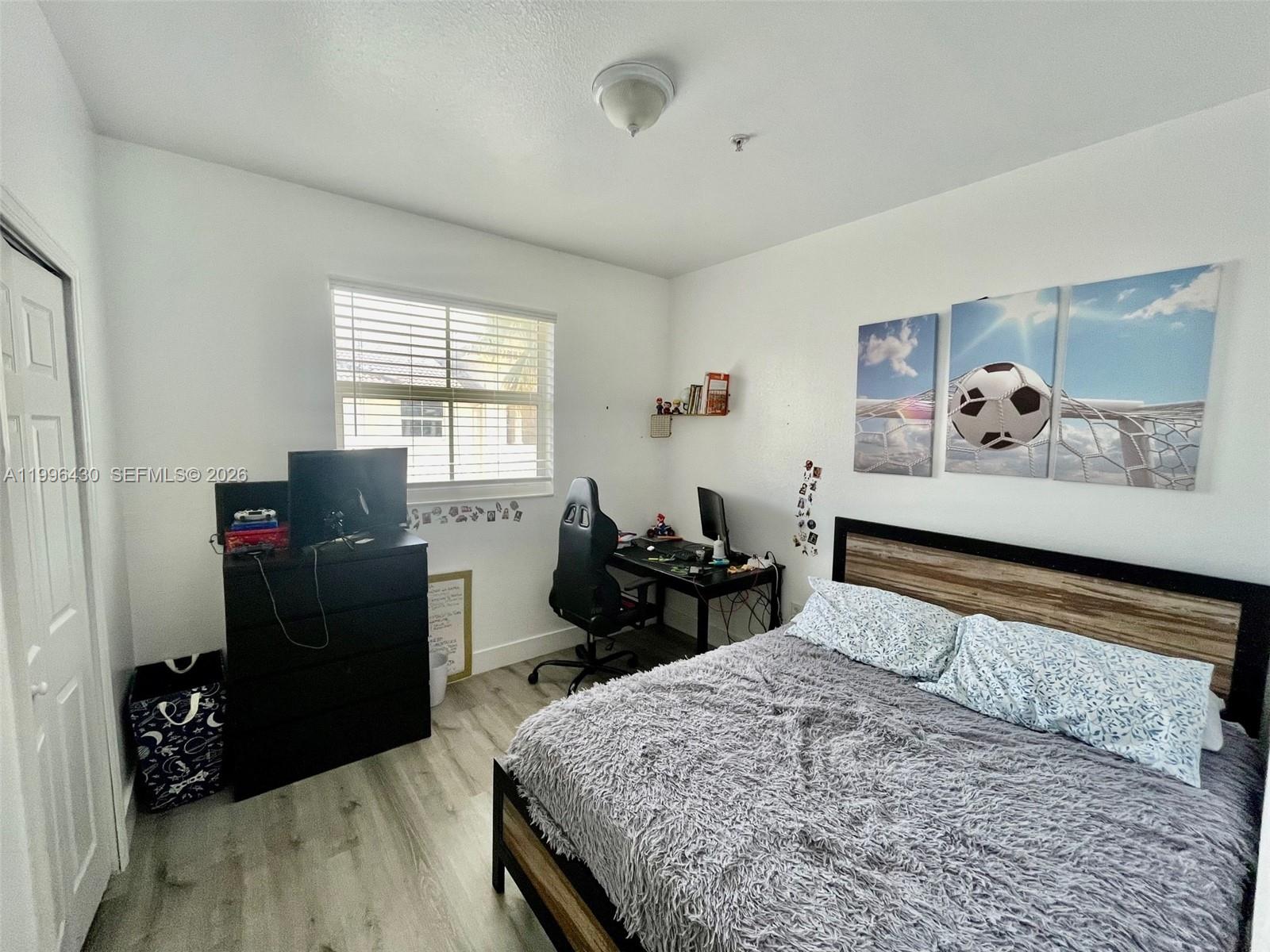 ST MORITZ AT DORAL CONDO - Residential