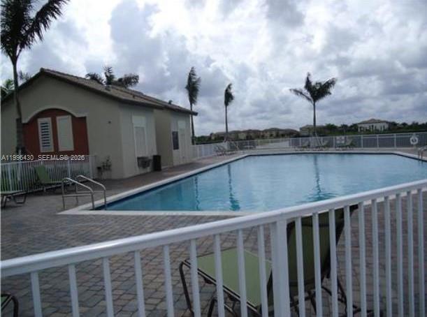 ST MORITZ AT DORAL CONDO - Residential