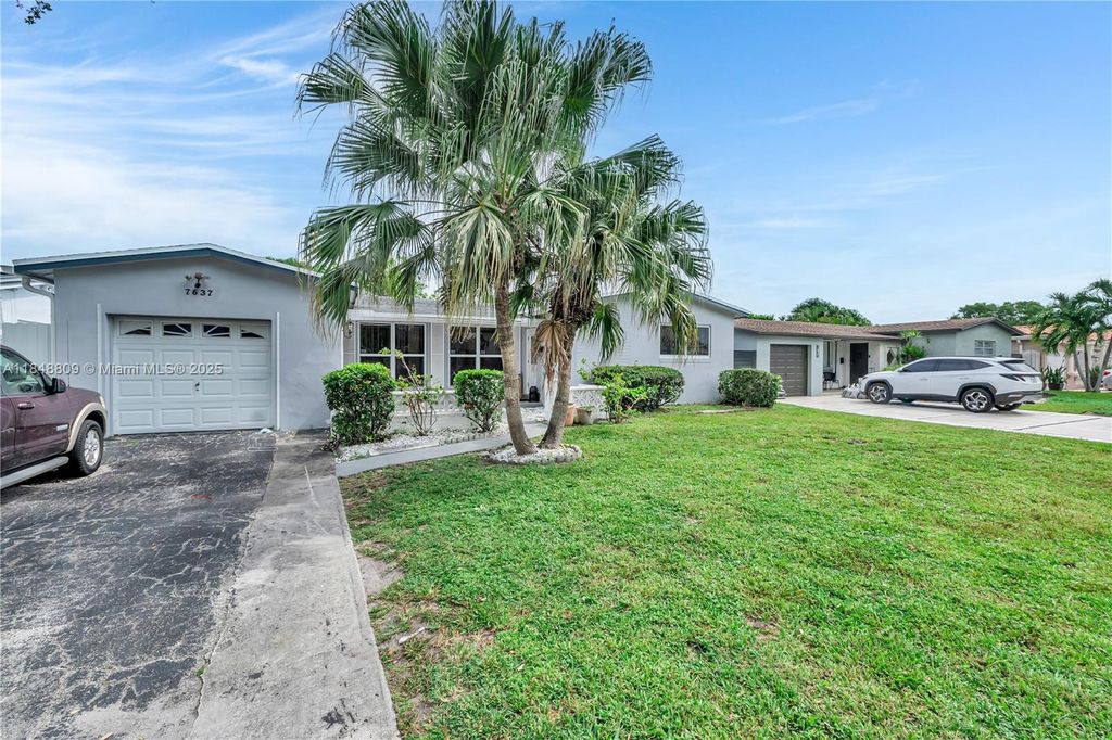 Photo of 7637 Alhambra Blvd, Miramar, FL 33023 (MLS # A11848809)