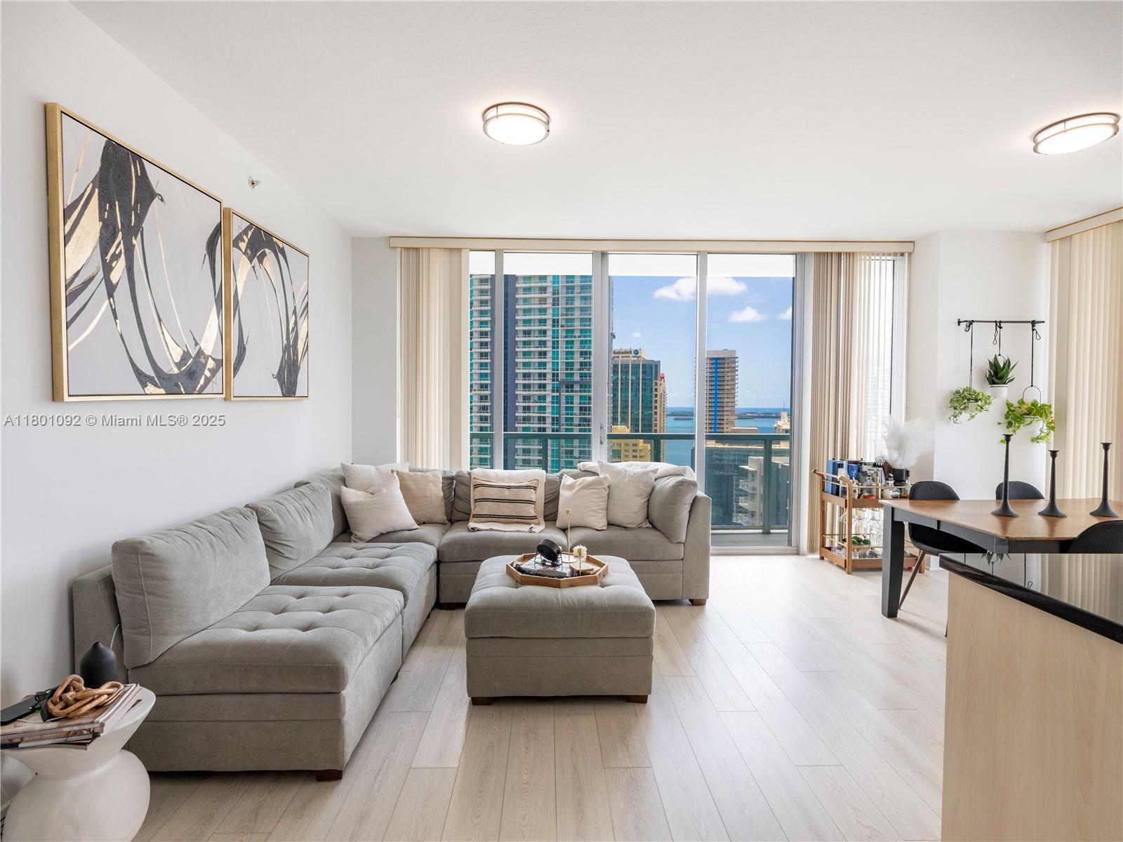 79 SW 12th St 3106-S