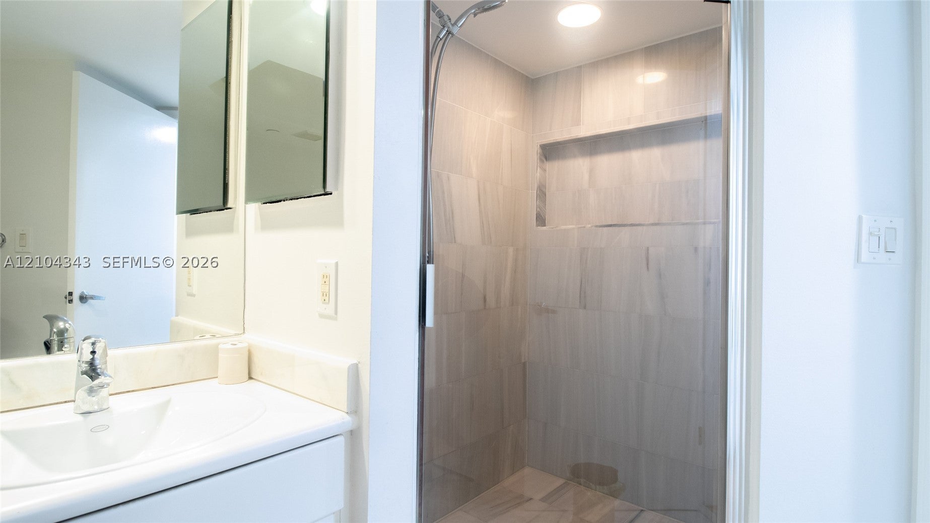 View photos, virtual tours, details... 16425 Collins Ave 1215
