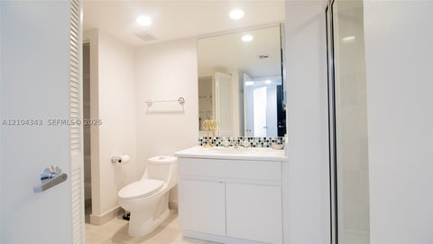 Photo of 16425 Collins Ave #1215, Sunny Isles Beach, FL 33160 (MLS # A12104343)