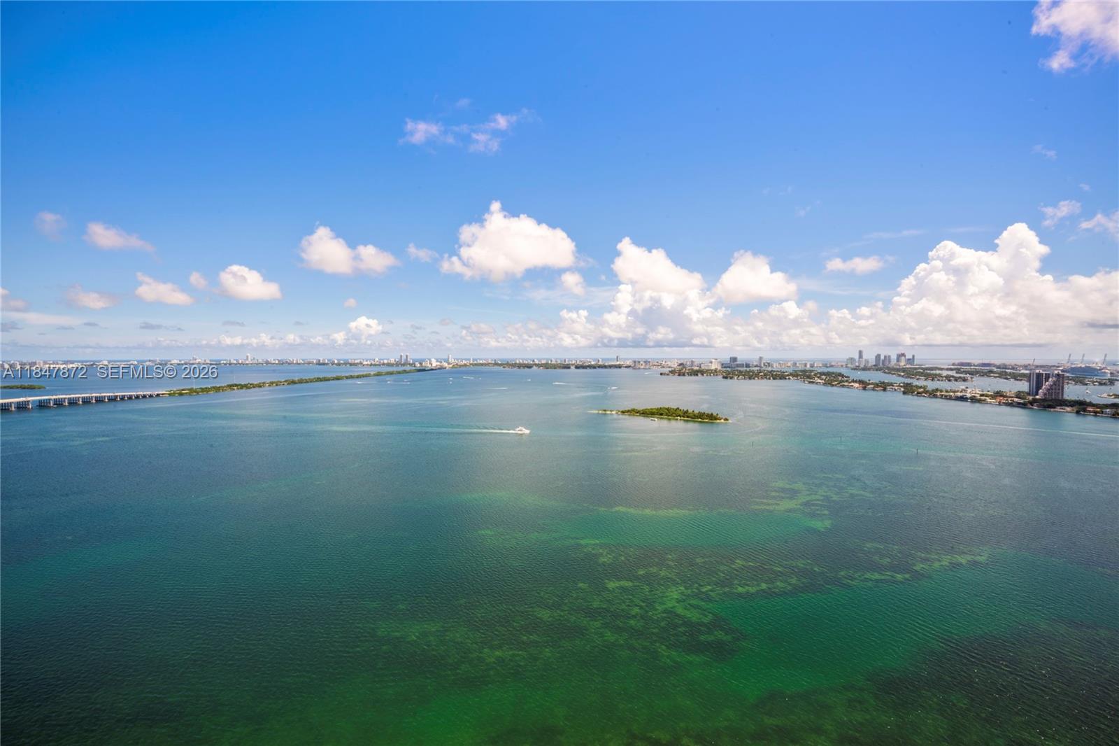 ARIA RESERVE - Residential