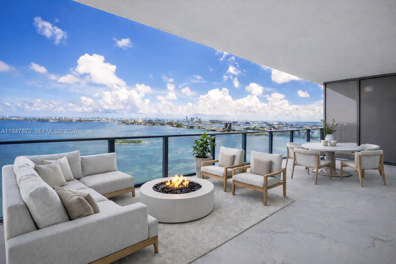 ARIA RESERVE - Residential