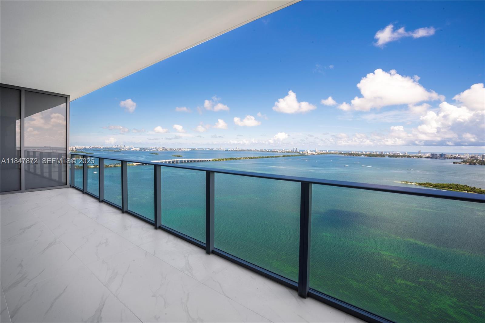 ARIA RESERVE - Residential