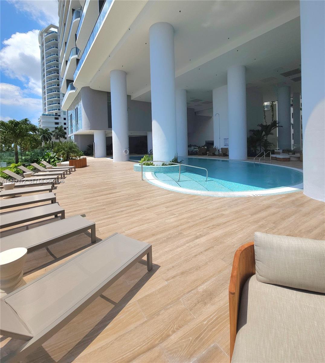 ARIA RESERVE - Residential