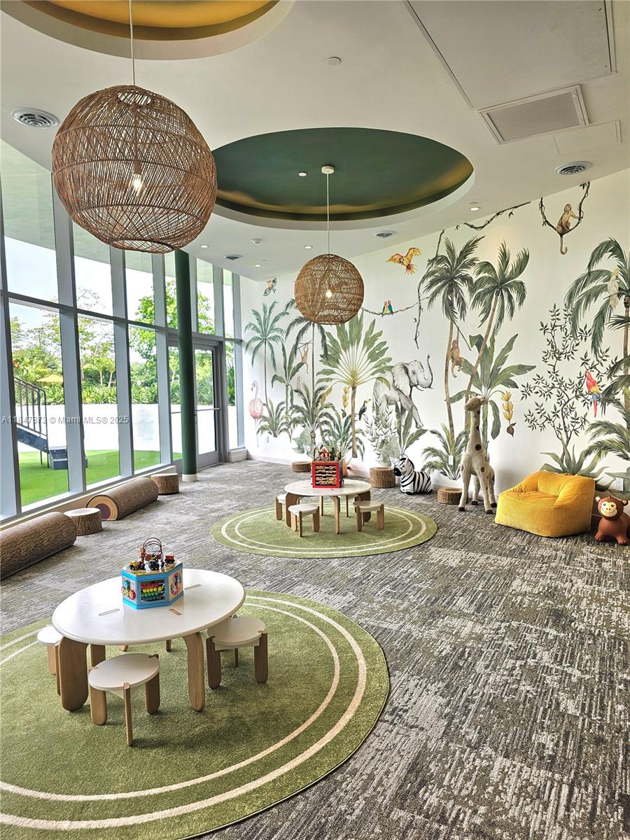 ARIA RESERVE - Residential