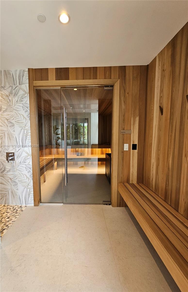 ARIA RESERVE - Residential