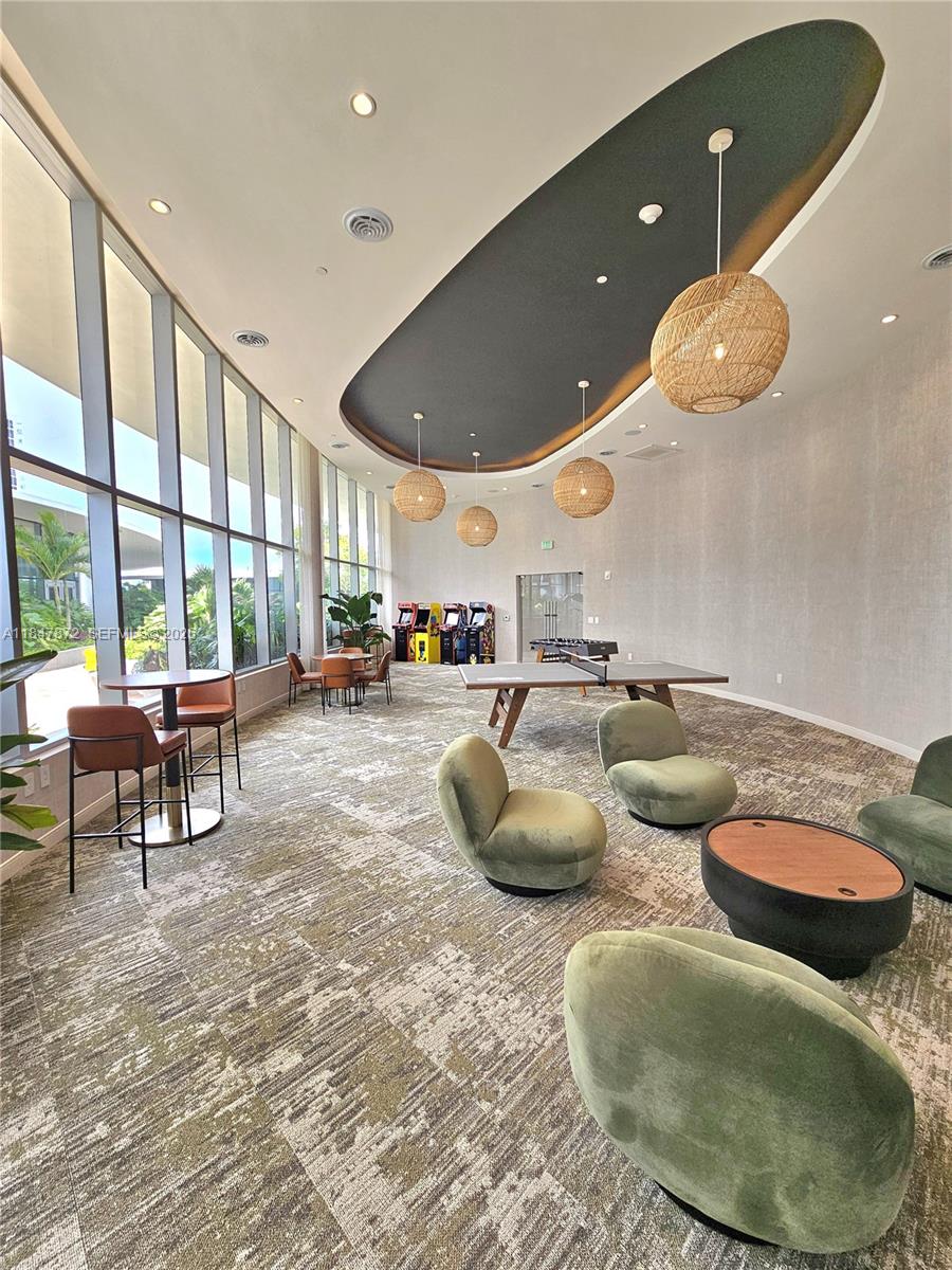 ARIA RESERVE - Residential