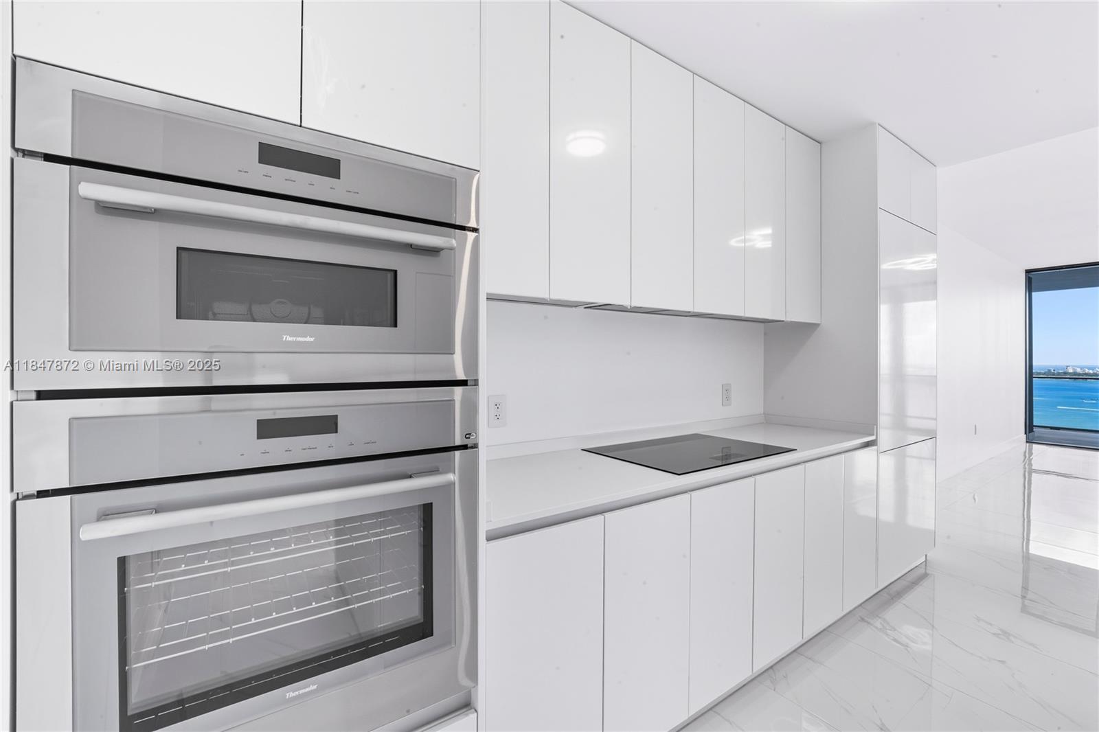 ARIA RESERVE - Residential