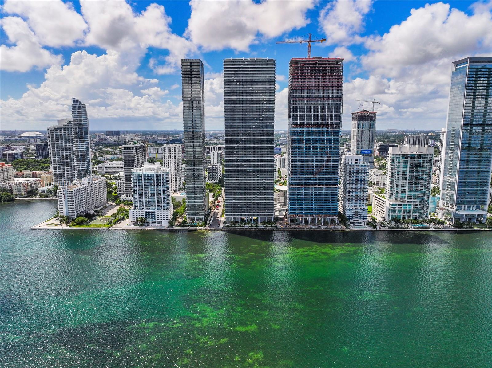 ARIA RESERVE - Residential