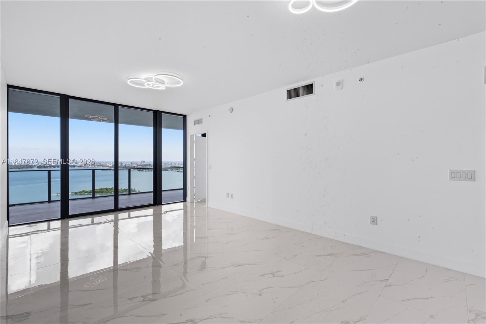 ARIA RESERVE - Residential