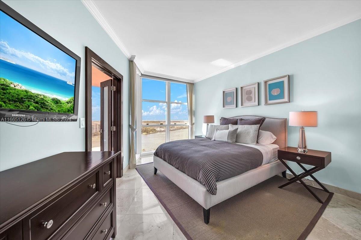 PORTOFINO TOWER CONDO - Residential