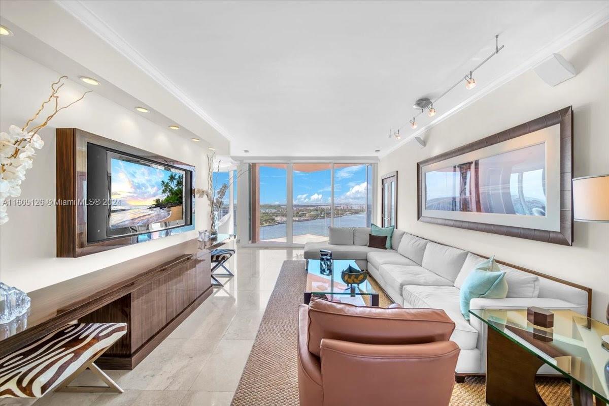PORTOFINO TOWER CONDO - Residential