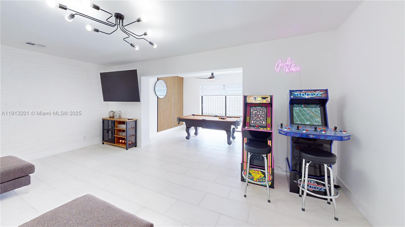 DRIFTWOOD ACRES NO 13 - Residential Lease