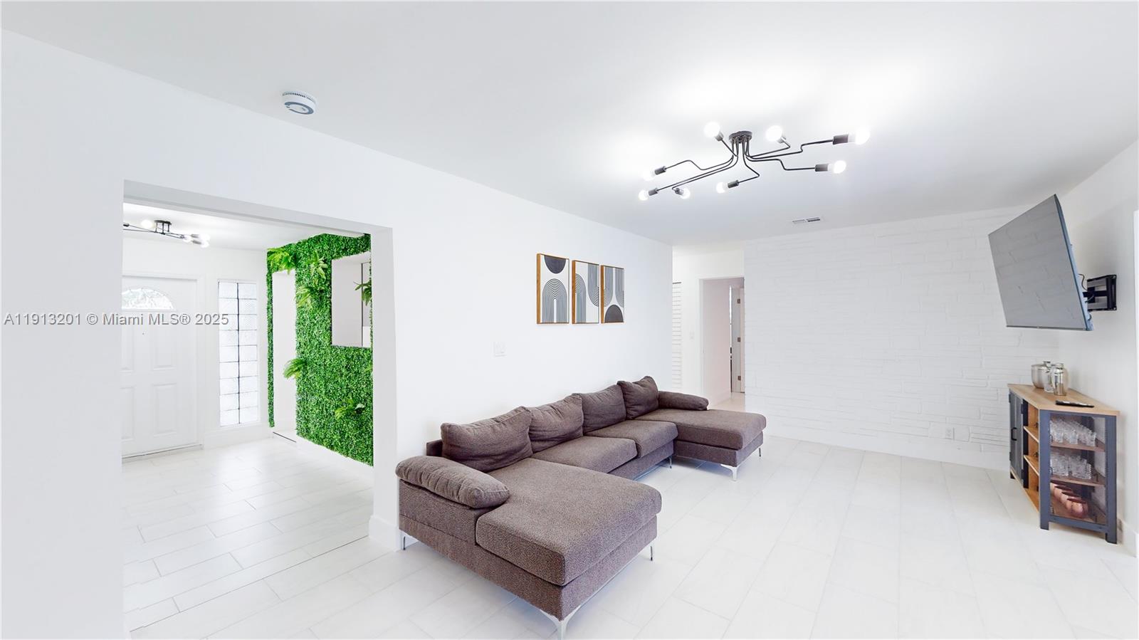 DRIFTWOOD ACRES NO 13 - Residential Lease