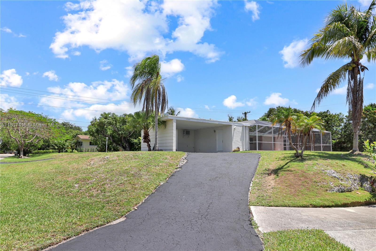 HERMAN HILLS - Residential